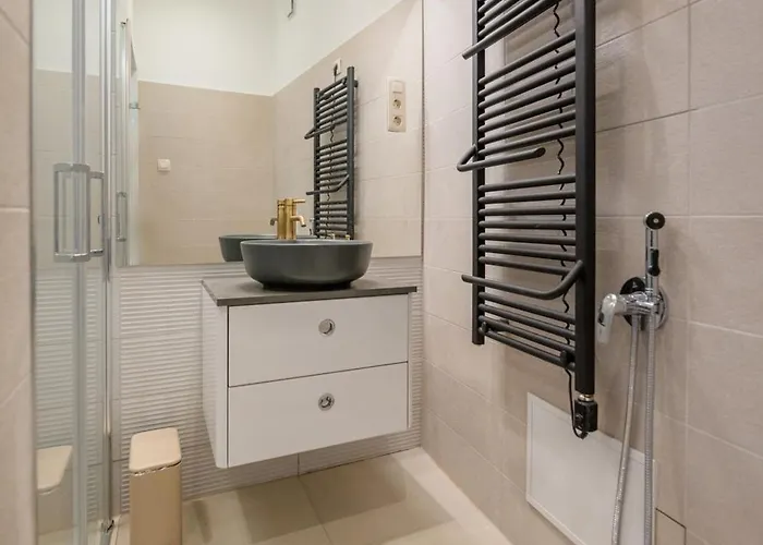 Apartment Luxury 3 Bedroom, 3 Bathroom Loft With Terrace At Opera Budapest