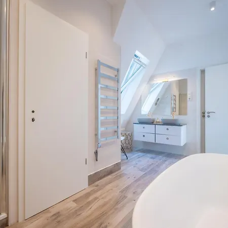 Apartmán Luxury 3 Bedroom, 3 Bathroom Loft With Terrace At Opera *